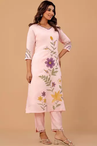 Women Floral Embroidered Regular Thread Work Kurta with Trousers