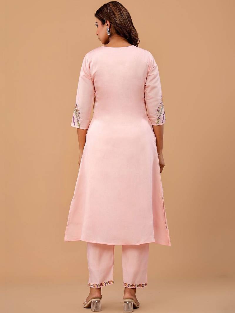 Women Floral Embroidered Regular Thread Work Kurta with Trousers