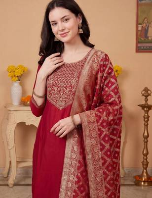 Women Ethnic Motifs Embroidered Regular Thread Work Kurta with Trousers & With Dupatta 2