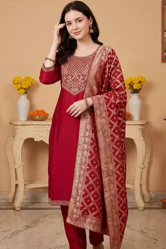 Women Ethnic Motifs Embroidered Regular Thread Work Kurta with Trousers & With Dupatta