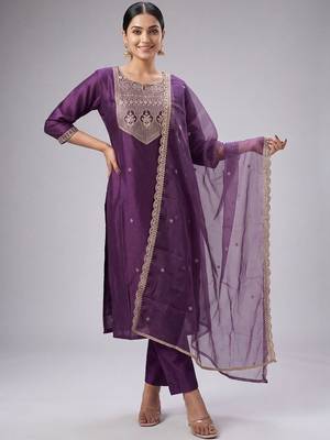 Women Ethnic Motifs Embroidered Regular Thread Work Kurta with Trousers & Dupatta 1