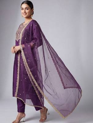 Women Ethnic Motifs Embroidered Regular Thread Work Kurta with Trousers & Dupatta 3
