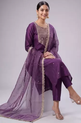 Women Ethnic Motifs Embroidered Regular Thread Work Kurta with Trousers & Dupatta