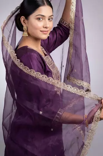 Women Ethnic Motifs Embroidered Regular Thread Work Kurta with Trousers & Dupatta