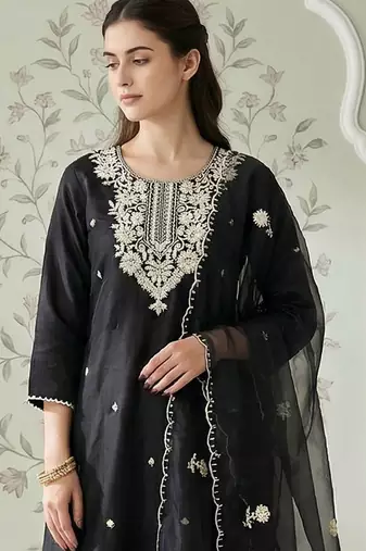 Women Ethnic Motifs Embroidered Regular Thread Work Kurta with Trousers & With Dupatta