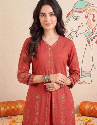 Women Ethnic Motifs Embroidered Regular Thread Work Kurta with Palazzos 2