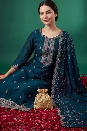 Women Ethnic Motifs Embroidered Regular Thread Work Kurta with Trousers & With Dupatta