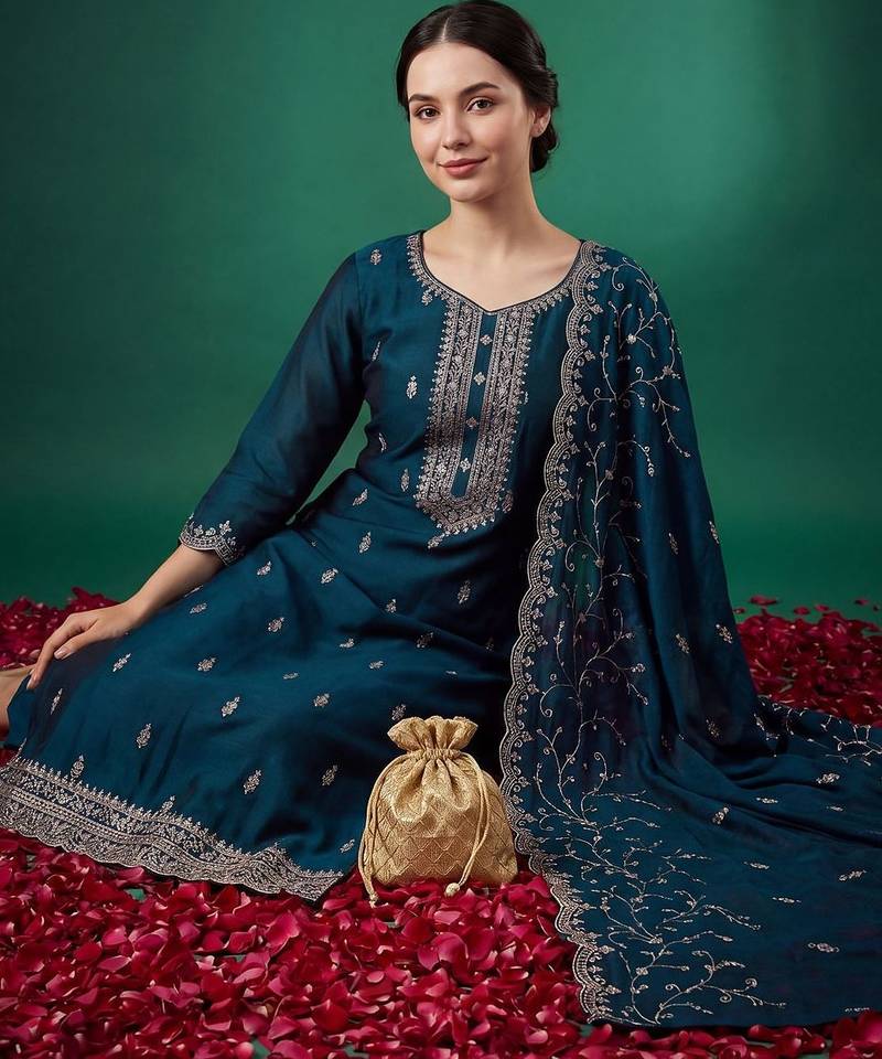 Women Ethnic Motifs Embroidered Regular Thread Work Kurta with Trousers & With Dupatta