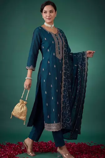 Women Ethnic Motifs Embroidered Regular Thread Work Kurta with Trousers & With Dupatta