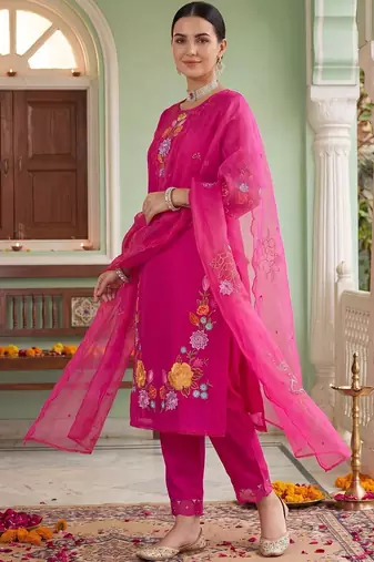 Women Floral Embroidered Regular Thread Work Kurta with Trousers & With Dupatta