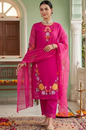 Women Floral Embroidered Regular Thread Work Kurta with Trousers & With Dupatta