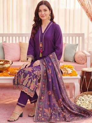 Women Ethnic Motifs Embroidered Regular Thread Work Kurta with Trousers & With Dupatta 5