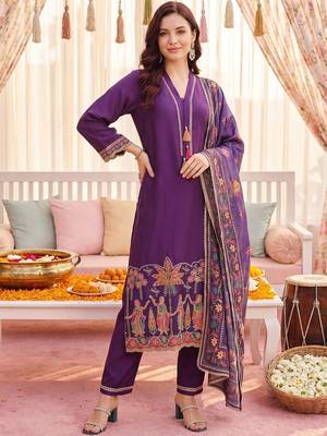 Women Ethnic Motifs Embroidered Regular Thread Work Kurta with Trousers & With Dupatta 6