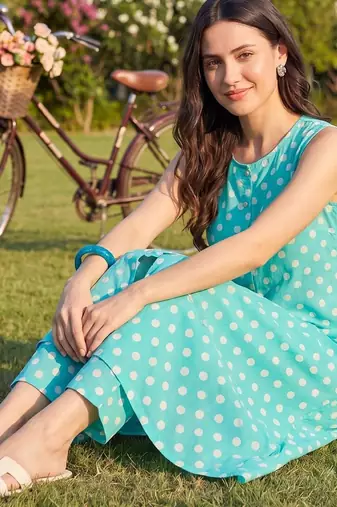Women Printed Regular Pure Cotton Kurta with Trousers