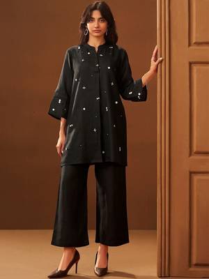 Women Ethnic Motifs Embroidered Regular Thread Work Kurta with Palazzos 1