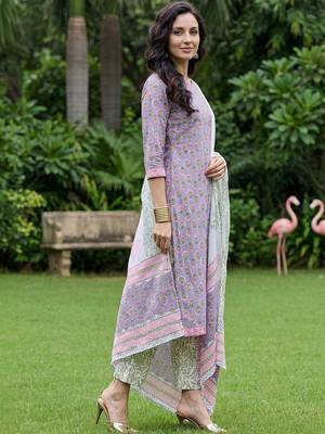 Women Floral Printed Regular Pure Cotton Kurta with Trousers & With Dupatta 3