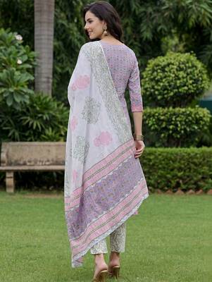 Women Floral Printed Regular Pure Cotton Kurta with Trousers & With Dupatta 4