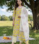 Women Floral Printed Regular Pure Cotton Kurta with Trousers & With Dupatta
