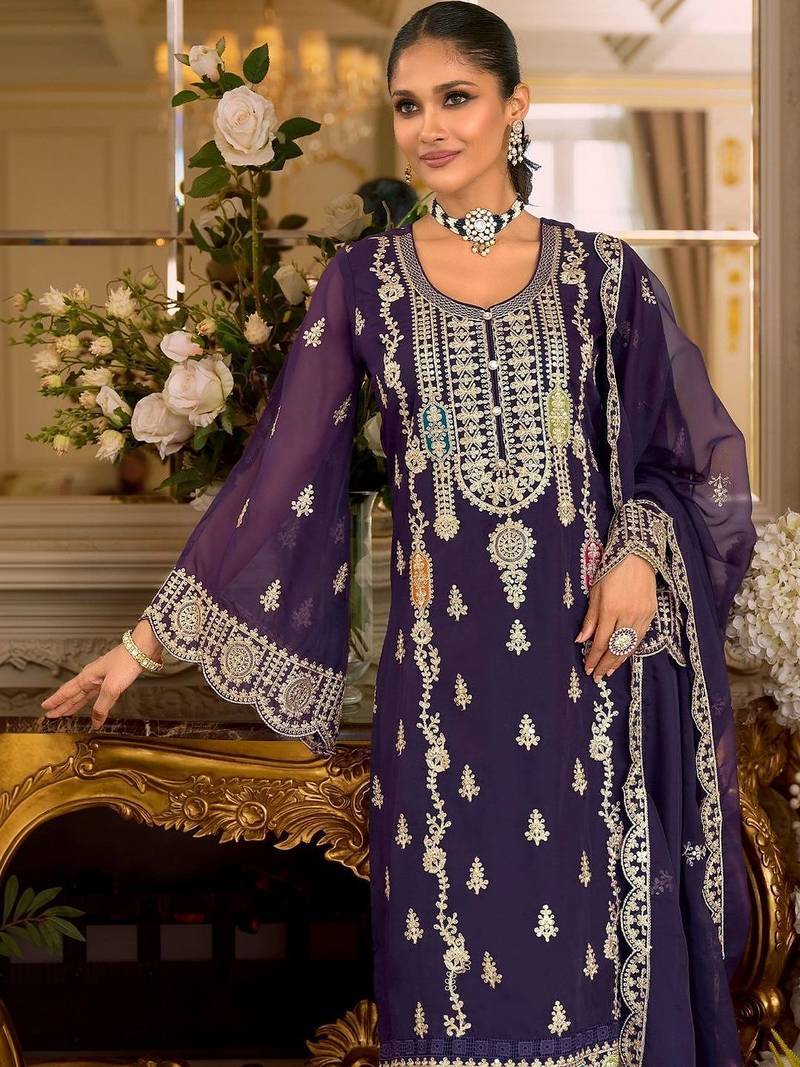 Women Ethnic Motifs Embroidered Regular Kurta with Trousers & With Dupatta