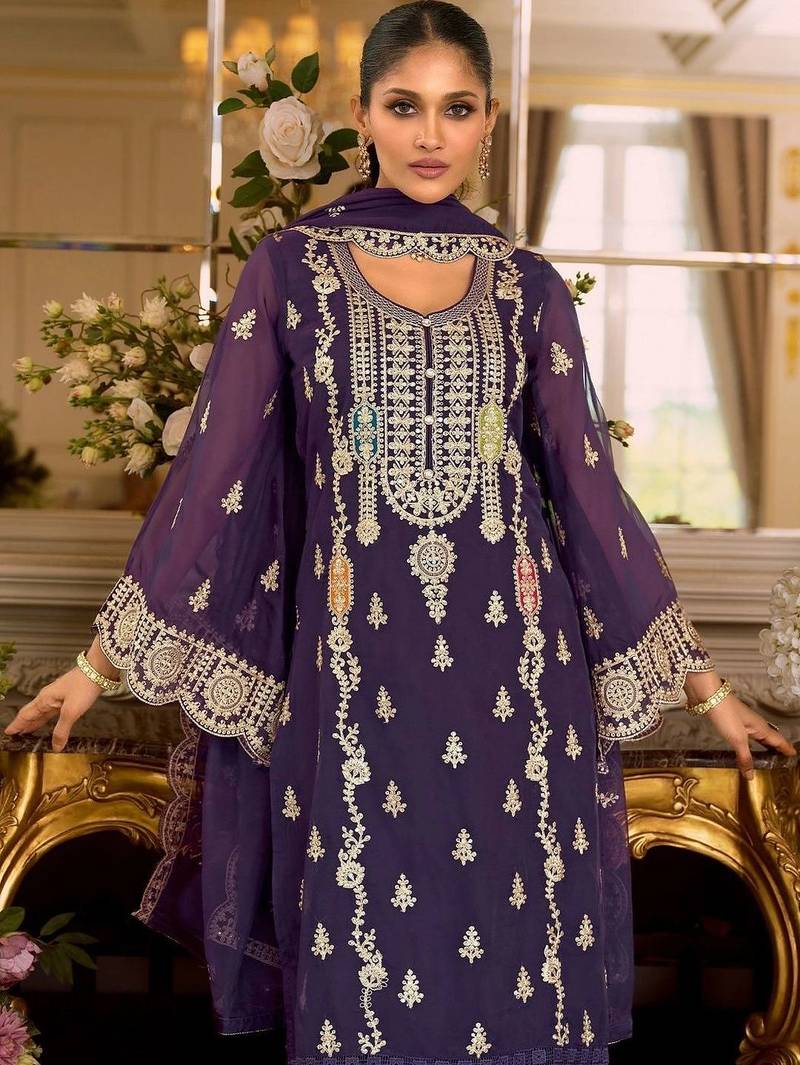 Women Ethnic Motifs Embroidered Regular Kurta with Trousers & With Dupatta