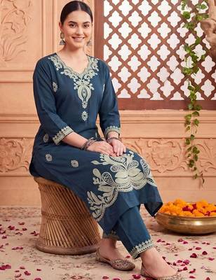 Women Ethnic Motifs Embroidered Regular Thread Work Pure Cotton Kurta with Trousers 5