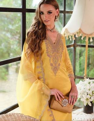 Women Ethnic Motifs Embroidered Regular Kurta with Trousers & With Dupatta 3