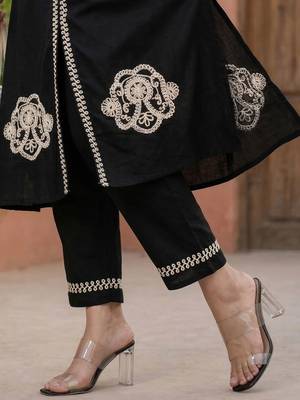Women Ethnic Motifs Embroidered Regular Thread Work Pure Cotton Kurta with Palazzos 5