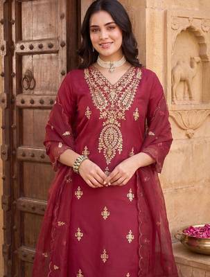 Women Ethnic Motifs Embroidered Regular Gotta Patti Kurta with Trousers & With Dupatta 2