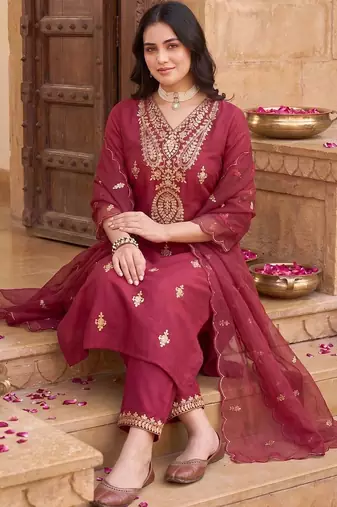 Women Ethnic Motifs Embroidered Regular Gotta Patti Kurta with Trousers & With Dupatta