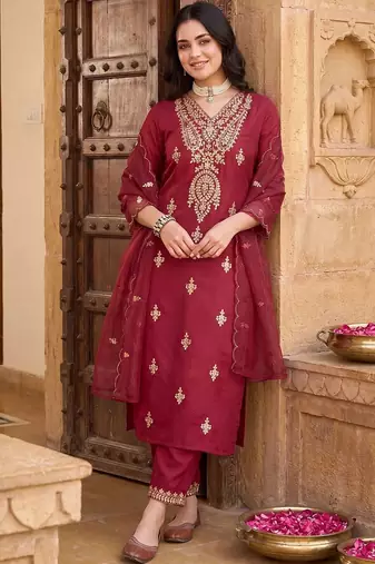 Women Ethnic Motifs Embroidered Regular Gotta Patti Kurta with Trousers & With Dupatta