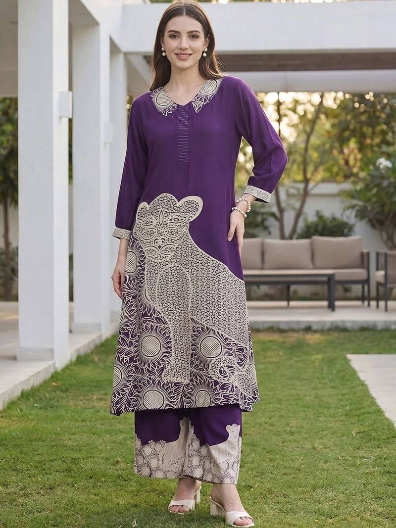 Women Printed Regular Kurta with Palazzos