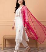 Women Floral Embroidered Regular Thread Work Kurta with Trousers & With Dupatta