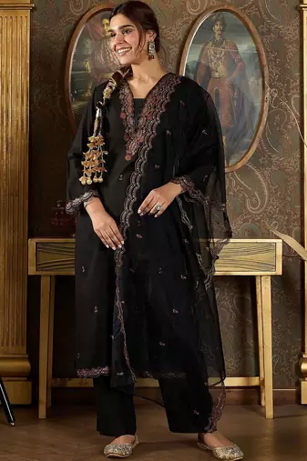 Women Ethnic Motifs Embroidered Regular Thread Work Kurta with Trousers & With Dupatta