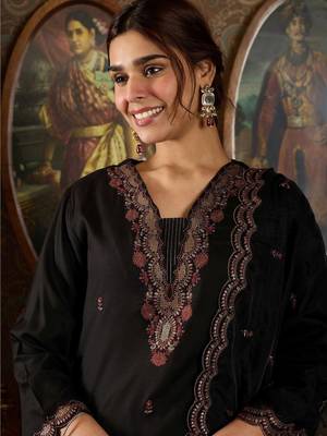 Women Ethnic Motifs Embroidered Regular Thread Work Kurta with Trousers & With Dupatta 2
