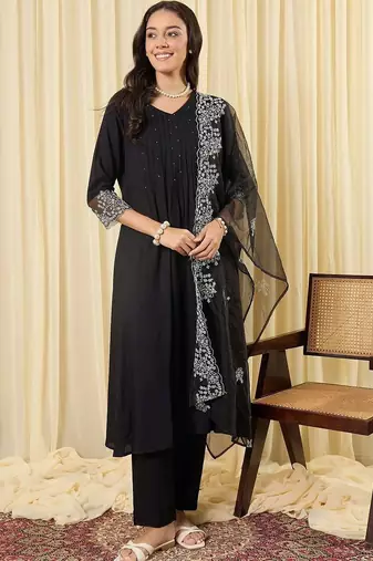 Women Ethnic Motifs Embroidered Regular Thread Work Kurta with Trousers & With Dupatta