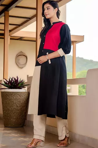 Women Colourblocked Regular Pure Cotton Kurta with Trousers