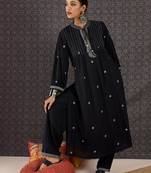 Women Ethnic Motifs Embroidered Empire Thread Work Kurta with Trousers