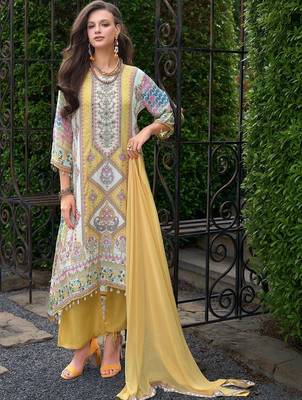 Women Floral Printed Regular Thread Work Liva Kurta with Palazzos & With Dupatta 1
