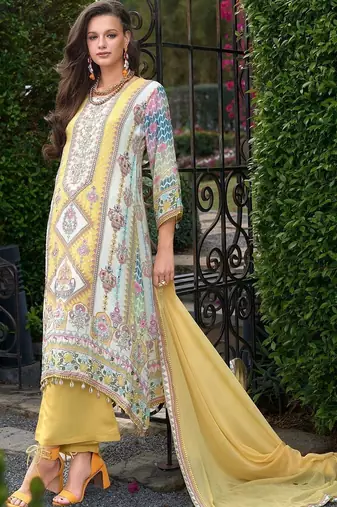 Women Floral Printed Regular Thread Work Liva Kurta with Palazzos & With Dupatta