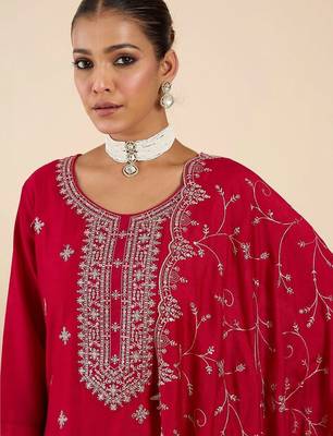 Women Ethnic Motifs Embroidered Regular Thread Work Kurta with Trousers & With Dupatta 3