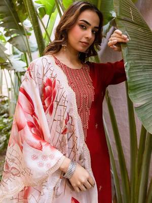 Women Ethnic Motifs Embroidered Regular Thread Work Kurta with Palazzos & With Dupatta 3