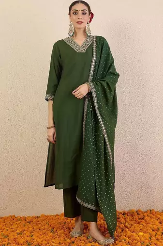 Women Ethnic Motifs Embroidered Regular Thread Work Kurta with Trousers & With Dupatta