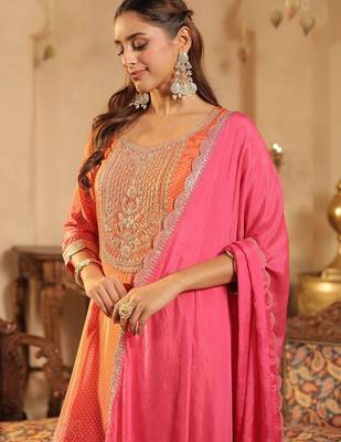 Women Ombre Dyed Regular Thread Work Kurta with Trousers & With Dupatta 2