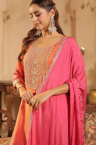 Women Ombre Dyed Regular Thread Work Kurta with Trousers & With Dupatta