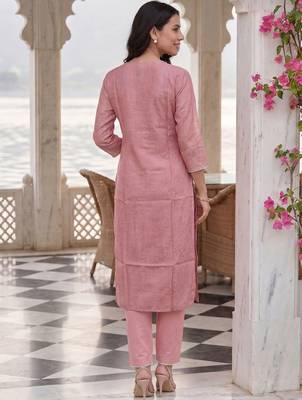 Women Floral Printed Regular Thread Work Linen Kurta with Trousers & With Dupatta 4