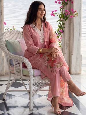 Women Floral Printed Regular Thread Work Linen Kurta with Trousers & With Dupatta 5