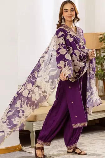 Women Ethnic Motifs Embroidered Regular Thread Work Kurta with Patiala & With Dupatta