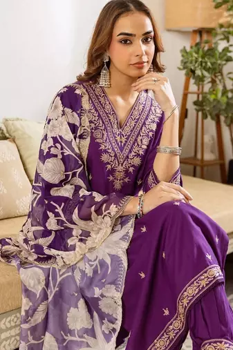 Women Ethnic Motifs Embroidered Regular Thread Work Kurta with Patiala & With Dupatta