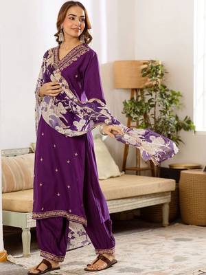 Women Ethnic Motifs Embroidered Regular Thread Work Kurta with Patiala & With Dupatta 6