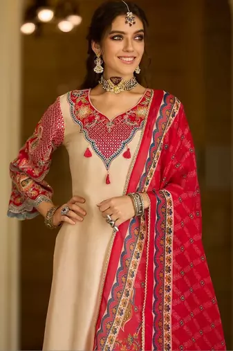 Women Ethnic Motifs Embroidered Regular Thread Work Kurta with Trousers & With Dupatta